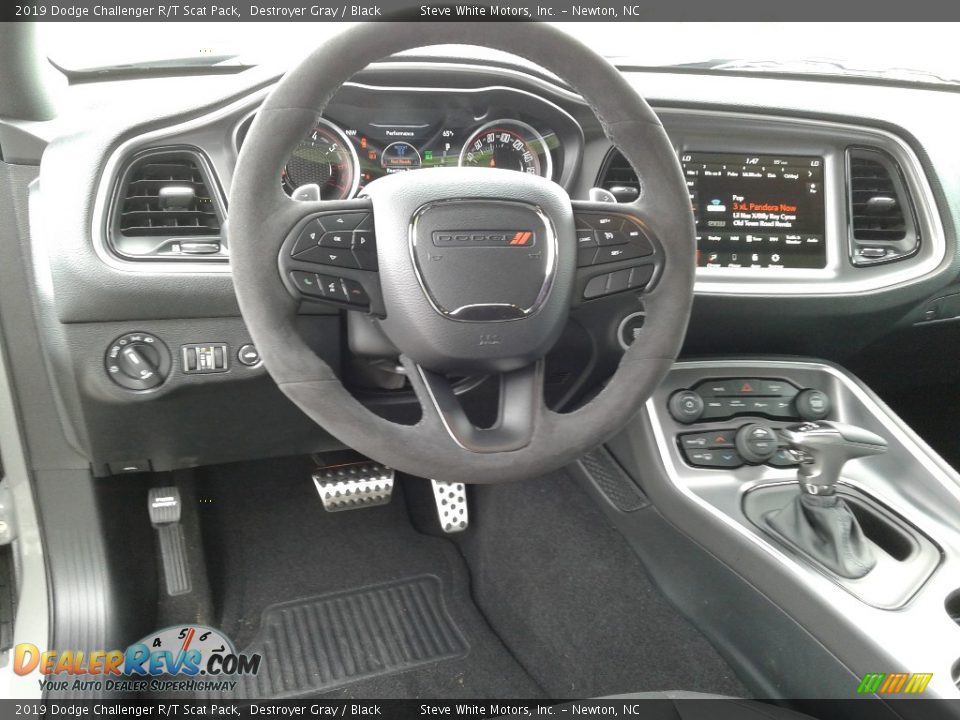 2019 Dodge Challenger R/T Scat Pack Destroyer Gray / Black Photo #29