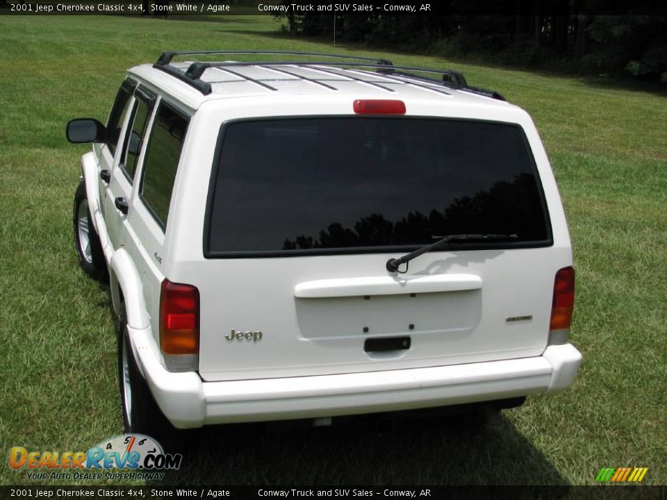 2001 Jeep Cherokee Classic 4x4 Stone White / Agate Photo #7