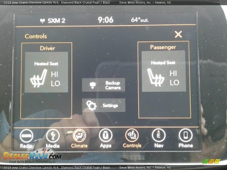 2019 Jeep Grand Cherokee Laredo 4x4 Diamond Black Crystal Pearl / Black Photo #27