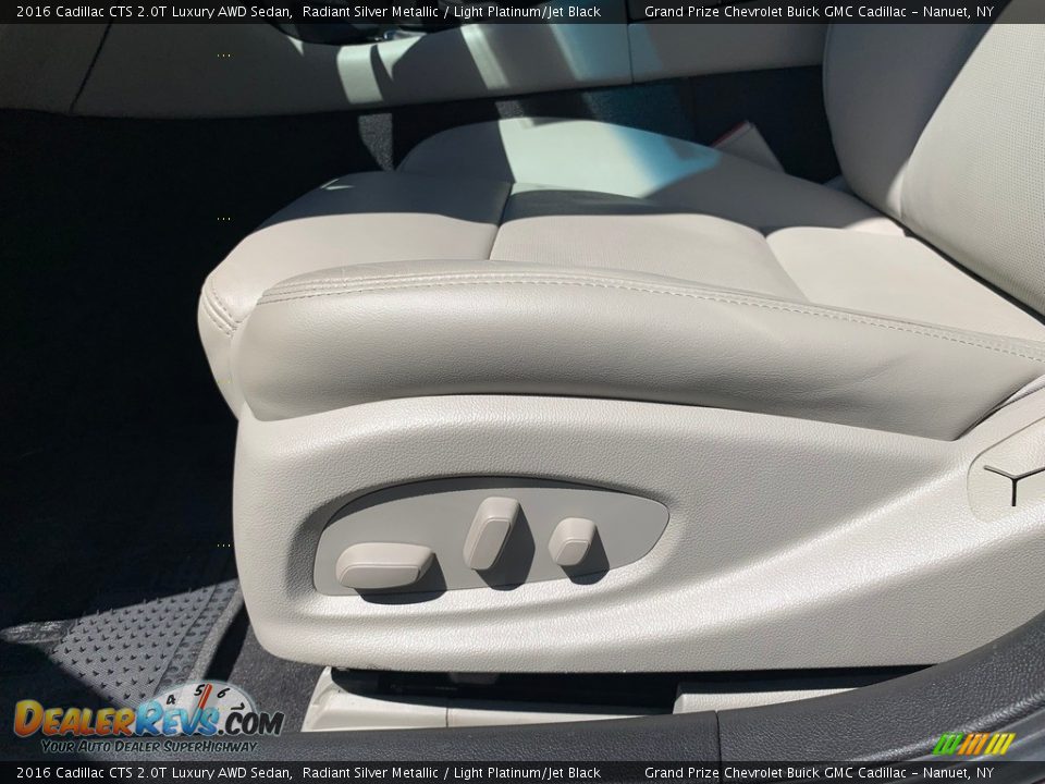 2016 Cadillac CTS 2.0T Luxury AWD Sedan Radiant Silver Metallic / Light Platinum/Jet Black Photo #10