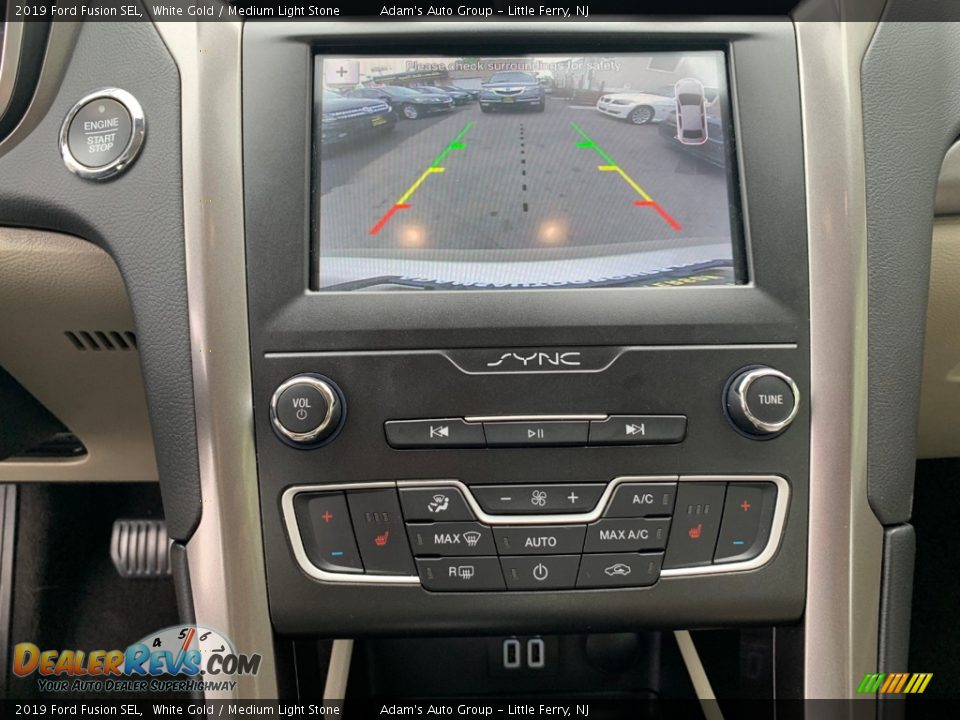 Controls of 2019 Ford Fusion SEL Photo #18