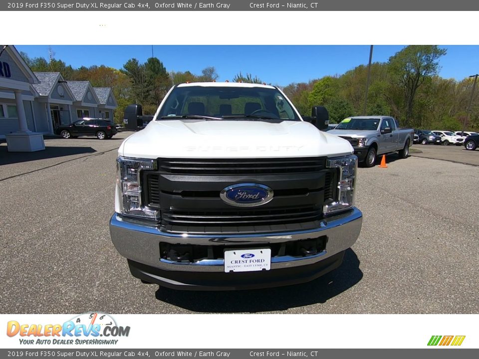 2019 Ford F350 Super Duty XL Regular Cab 4x4 Oxford White / Earth Gray Photo #2