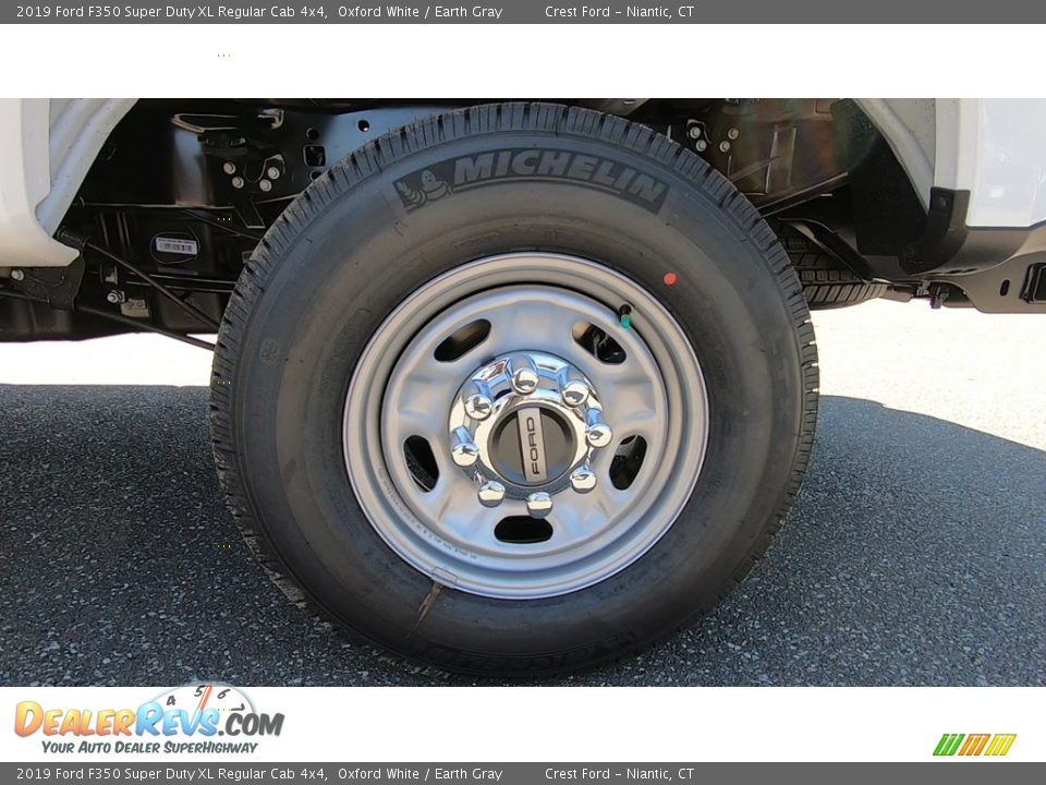 2019 Ford F350 Super Duty XL Regular Cab 4x4 Oxford White / Earth Gray Photo #17