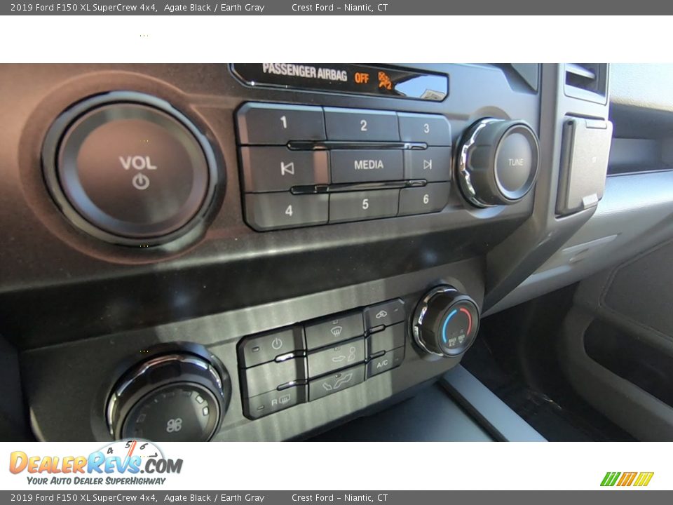 2019 Ford F150 XL SuperCrew 4x4 Agate Black / Earth Gray Photo #15