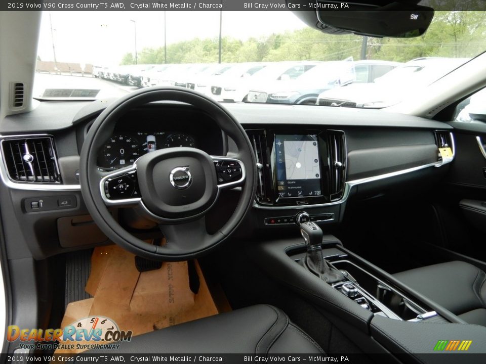 Dashboard of 2019 Volvo V90 Cross Country T5 AWD Photo #9