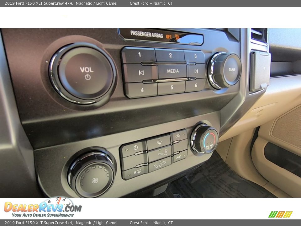 2019 Ford F150 XLT SuperCrew 4x4 Magnetic / Light Camel Photo #15