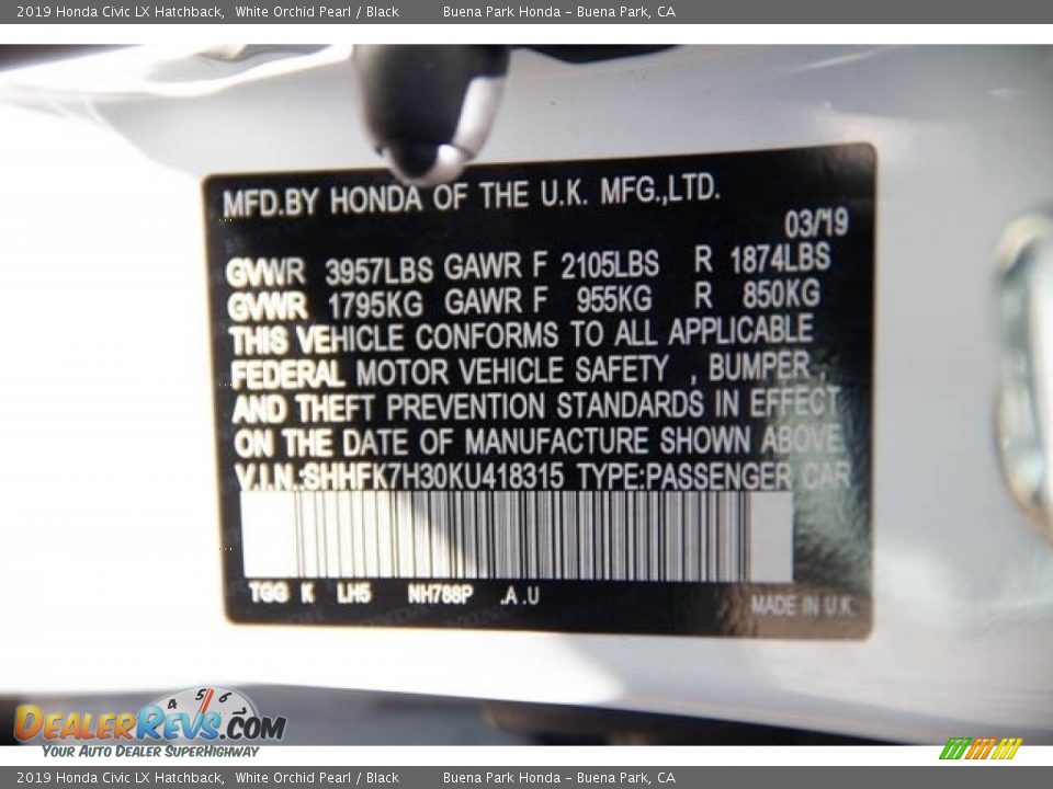 2019 Honda Civic LX Hatchback White Orchid Pearl / Black Photo #28