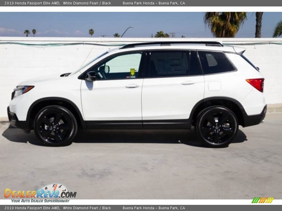 2019 Honda Passport Elite AWD White Diamond Pearl / Black Photo #4