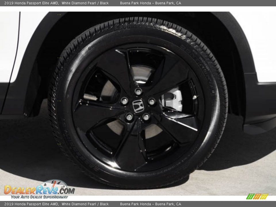 2019 Honda Passport Elite AWD White Diamond Pearl / Black Photo #11