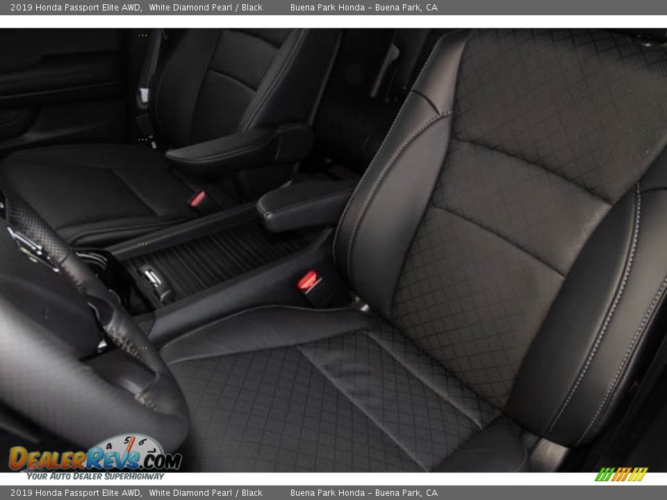 2019 Honda Passport Elite AWD White Diamond Pearl / Black Photo #25