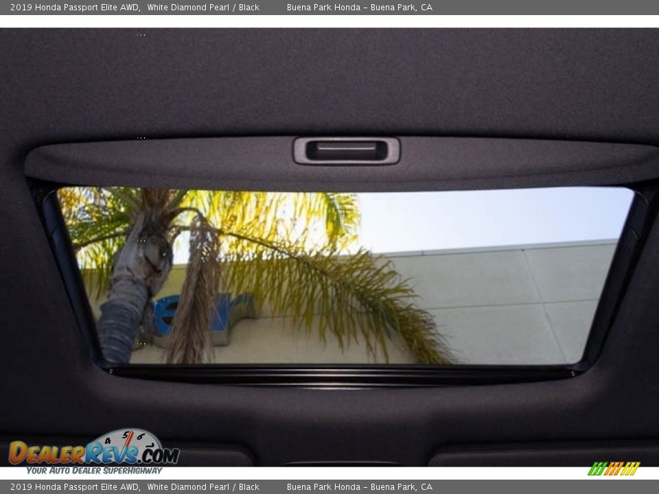 2019 Honda Passport Elite AWD White Diamond Pearl / Black Photo #26