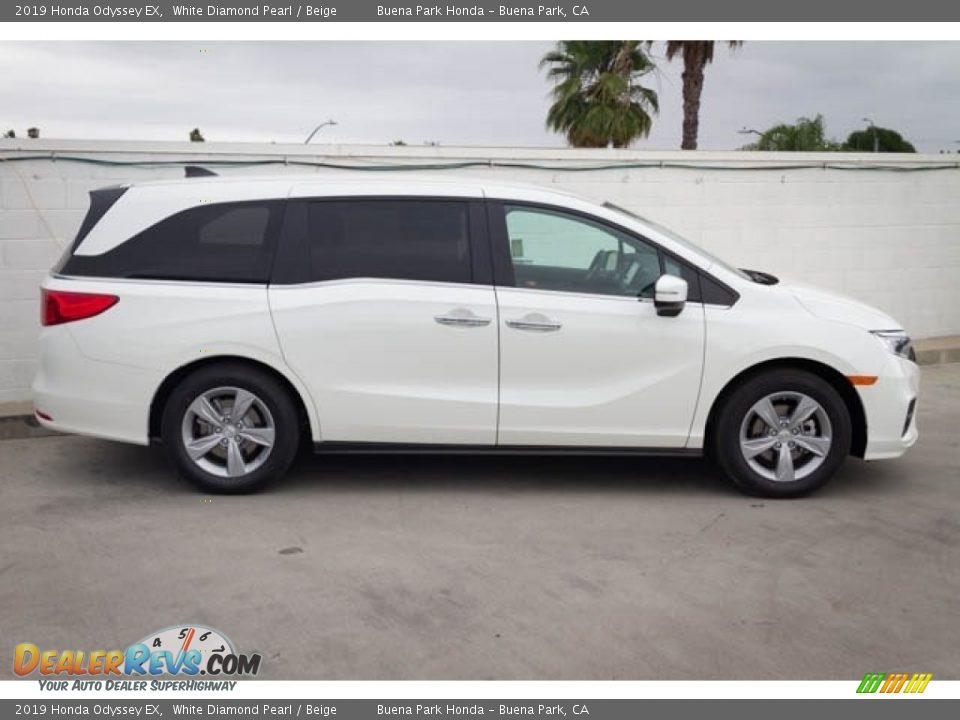 2019 Honda Odyssey EX White Diamond Pearl / Beige Photo #9