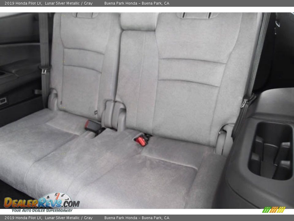 2019 Honda Pilot LX Lunar Silver Metallic / Gray Photo #25