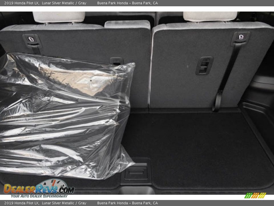 2019 Honda Pilot LX Lunar Silver Metallic / Gray Photo #27