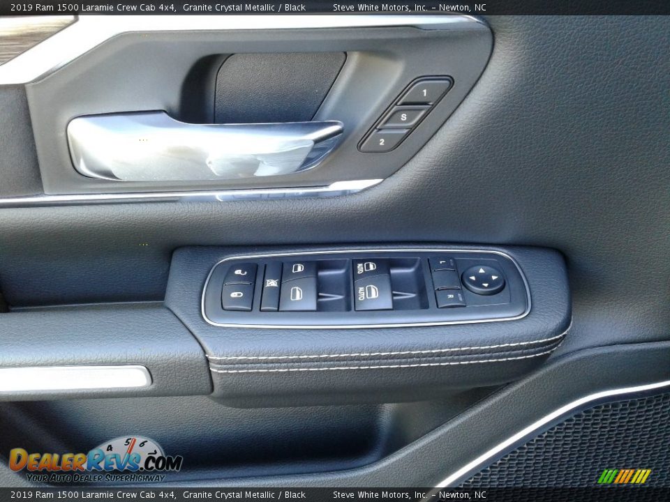 2019 Ram 1500 Laramie Crew Cab 4x4 Granite Crystal Metallic / Black Photo #9