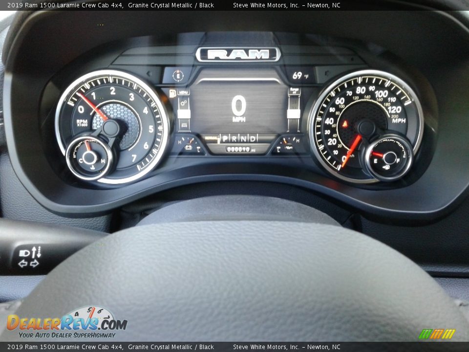 2019 Ram 1500 Laramie Crew Cab 4x4 Granite Crystal Metallic / Black Photo #21