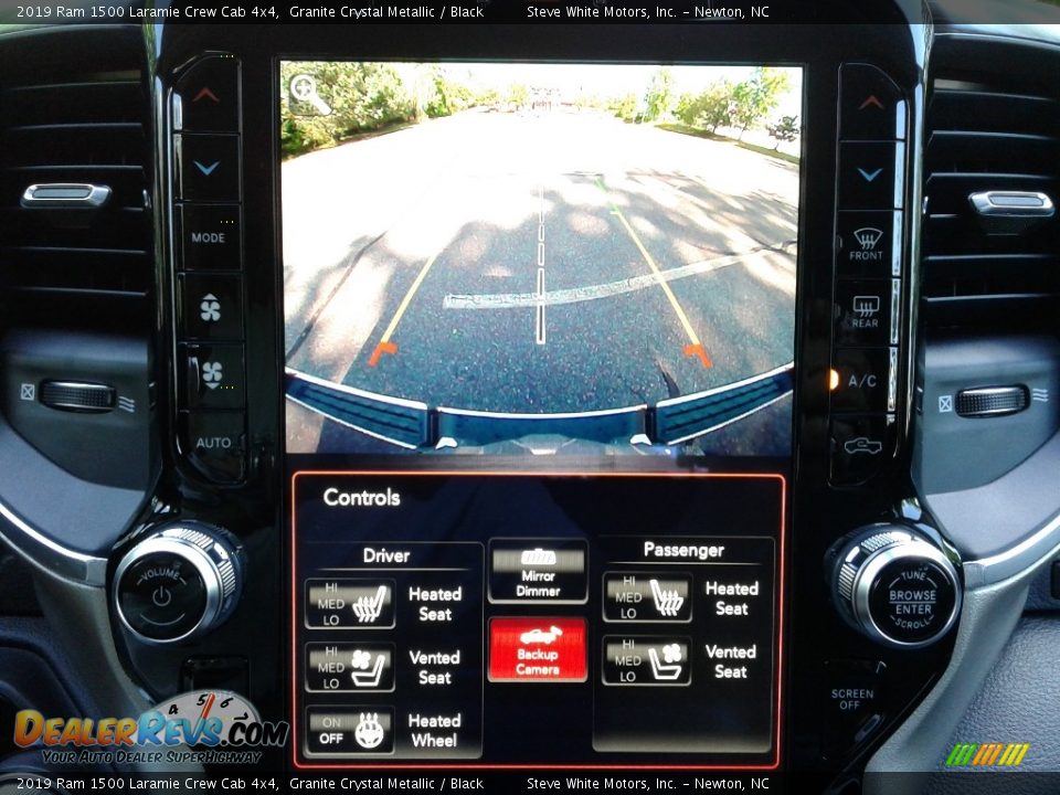 2019 Ram 1500 Laramie Crew Cab 4x4 Granite Crystal Metallic / Black Photo #24
