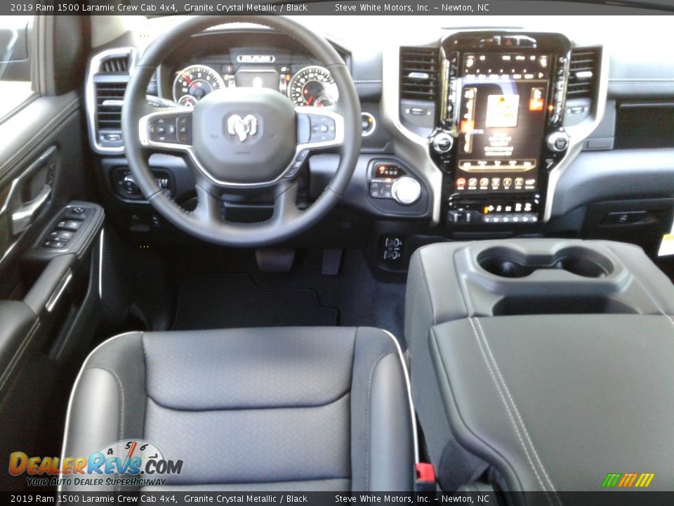 2019 Ram 1500 Laramie Crew Cab 4x4 Granite Crystal Metallic / Black Photo #33