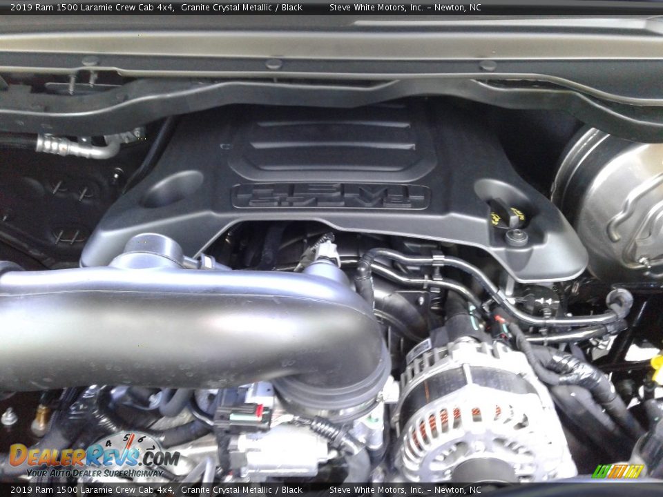 2019 Ram 1500 Laramie Crew Cab 4x4 Granite Crystal Metallic / Black Photo #35