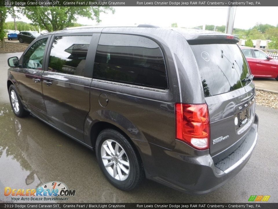 2019 Dodge Grand Caravan SXT Granite Pearl / Black/Light Graystone Photo #7