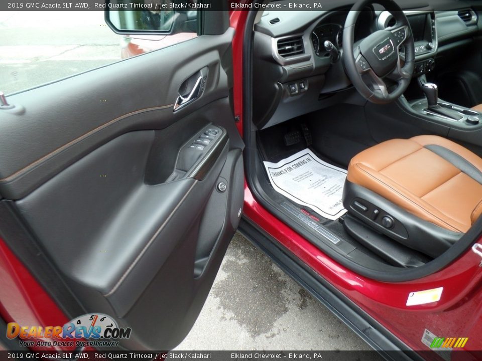 Front Seat of 2019 GMC Acadia SLT AWD Photo #12