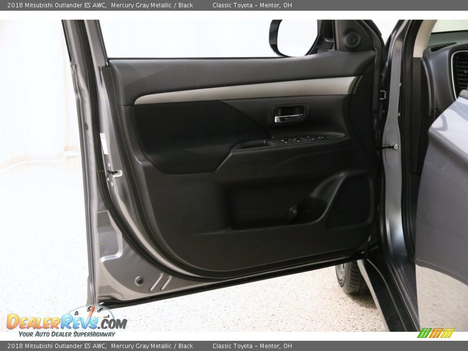 2018 Mitsubishi Outlander ES AWC Mercury Gray Metallic / Black Photo #4