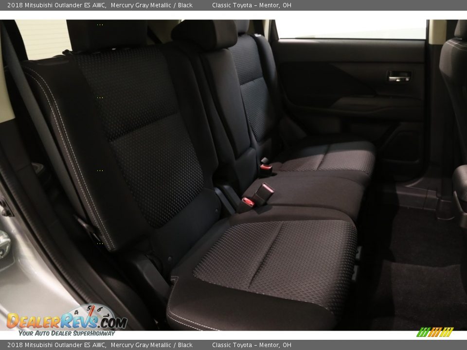 2018 Mitsubishi Outlander ES AWC Mercury Gray Metallic / Black Photo #12