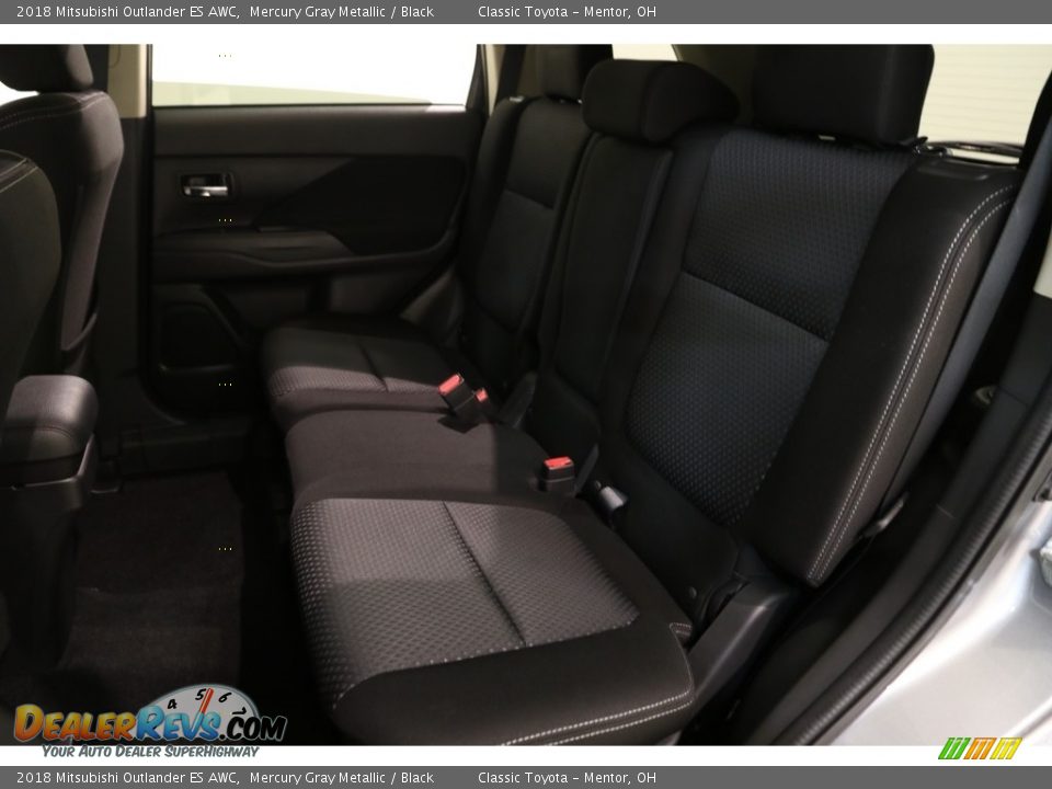 2018 Mitsubishi Outlander ES AWC Mercury Gray Metallic / Black Photo #13
