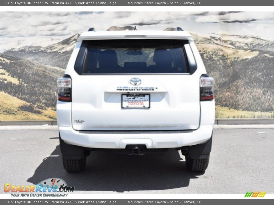 2019 Toyota 4Runner SR5 Premium 4x4 Super White / Sand Beige Photo #4