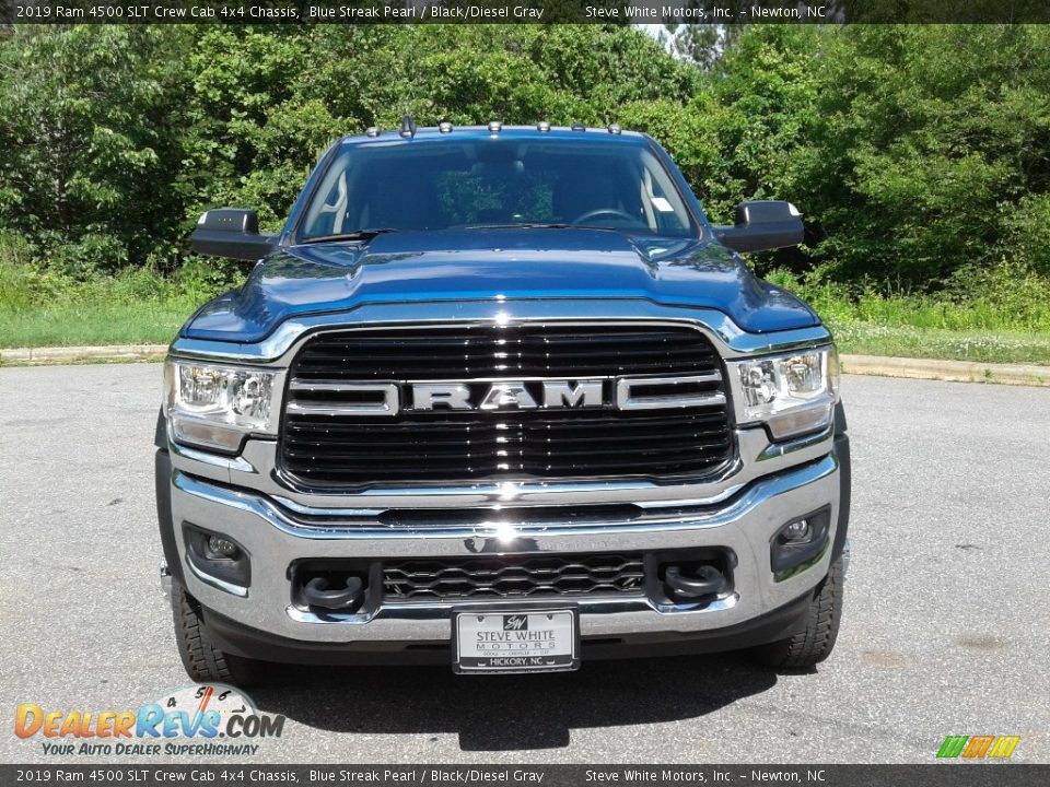2019 Ram 4500 SLT Crew Cab 4x4 Chassis Blue Streak Pearl / Black/Diesel Gray Photo #3