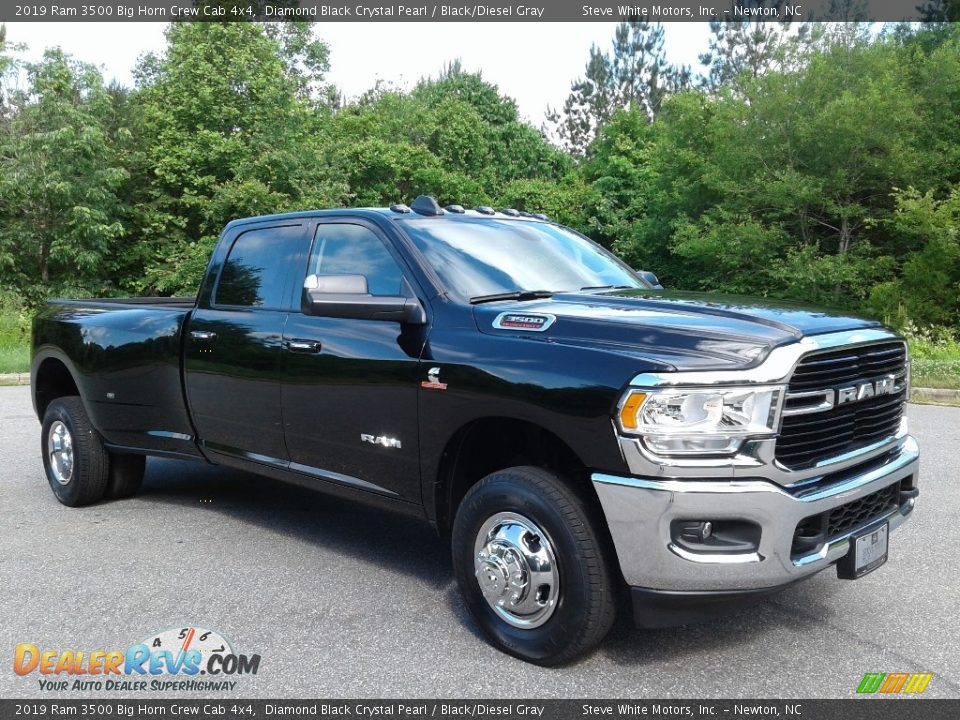 2019 Ram 3500 Big Horn Crew Cab 4x4 Diamond Black Crystal Pearl / Black/Diesel Gray Photo #4