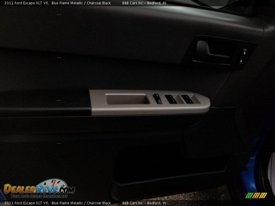 2011 Ford Escape XLT V6 Blue Flame Metallic / Charcoal Black Photo #9