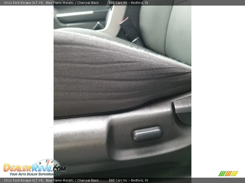 2011 Ford Escape XLT V6 Blue Flame Metallic / Charcoal Black Photo #27