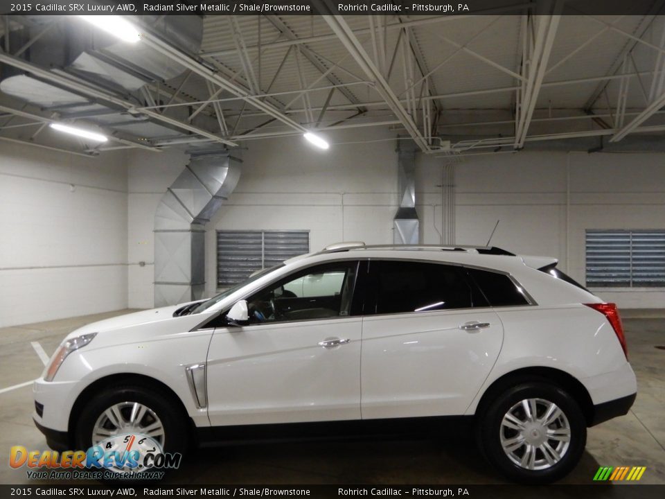 2015 Cadillac SRX Luxury AWD Radiant Silver Metallic / Shale/Brownstone Photo #2