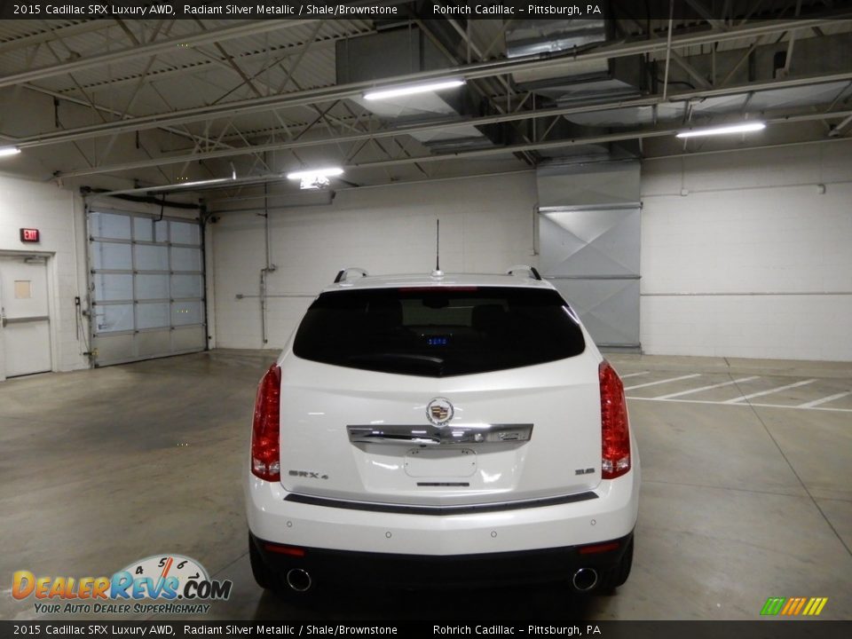 2015 Cadillac SRX Luxury AWD Radiant Silver Metallic / Shale/Brownstone Photo #4