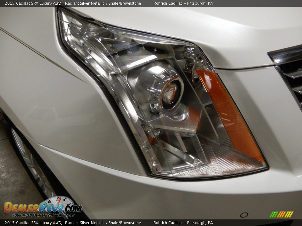 2015 Cadillac SRX Luxury AWD Radiant Silver Metallic / Shale/Brownstone Photo #10