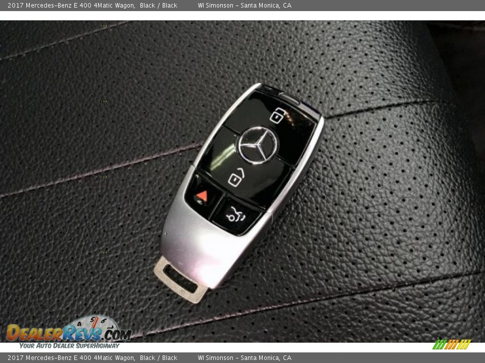 2017 Mercedes-Benz E 400 4Matic Wagon Black / Black Photo #11