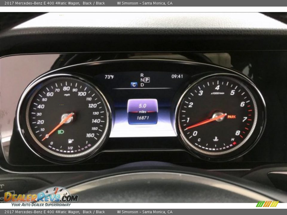 2017 Mercedes-Benz E 400 4Matic Wagon Black / Black Photo #20