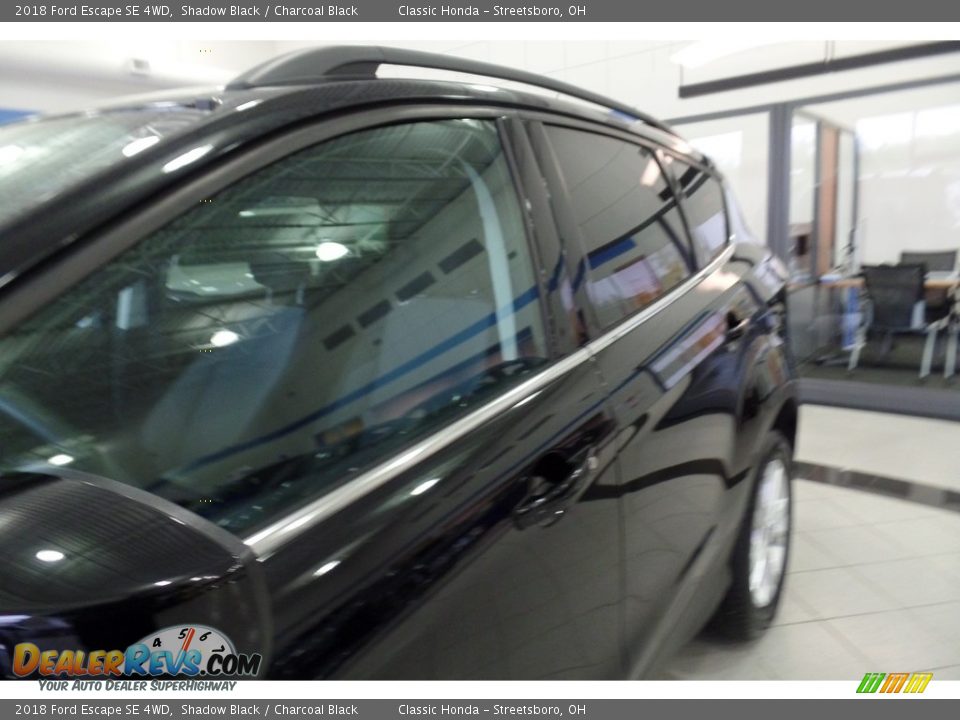 2018 Ford Escape SE 4WD Shadow Black / Charcoal Black Photo #8
