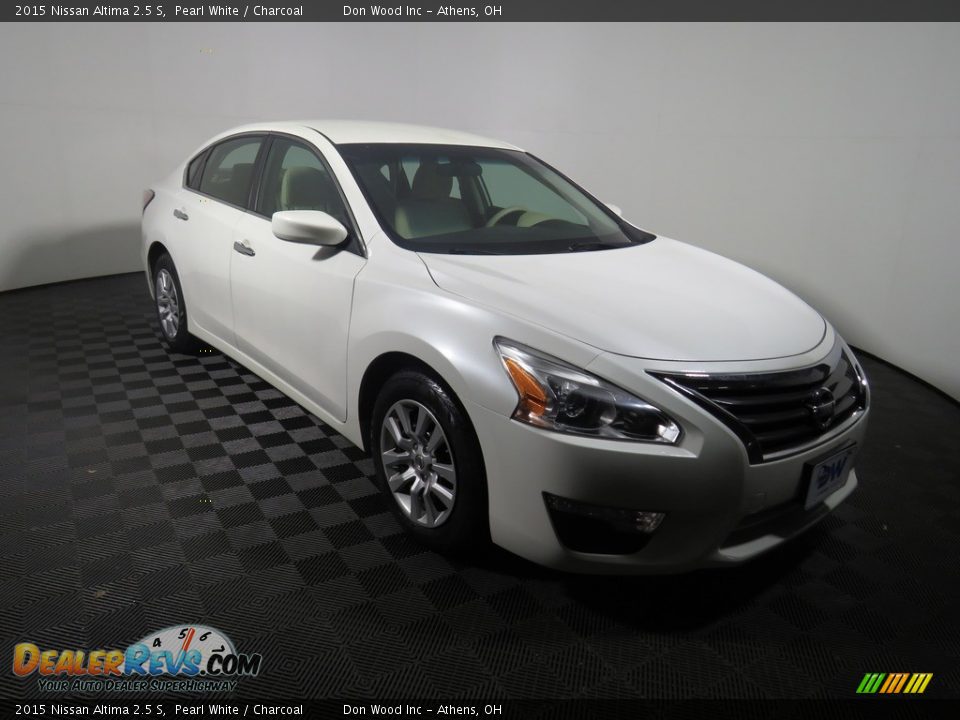 2015 Nissan Altima 2.5 S Pearl White / Charcoal Photo #2