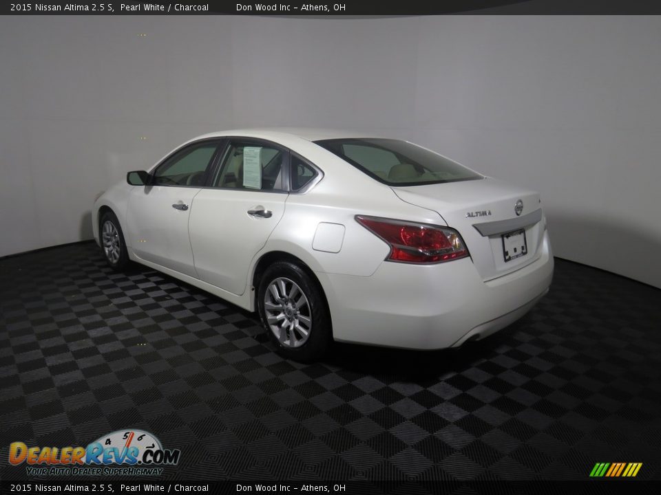 2015 Nissan Altima 2.5 S Pearl White / Charcoal Photo #9