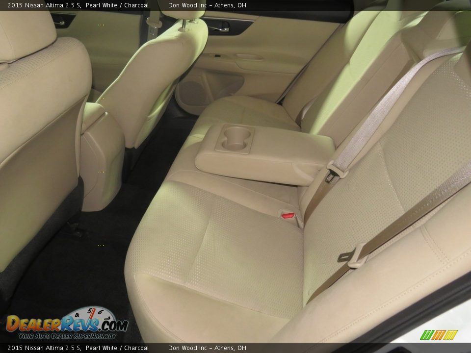 2015 Nissan Altima 2.5 S Pearl White / Charcoal Photo #25