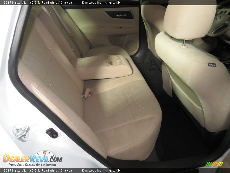 2015 Nissan Altima 2.5 S Pearl White / Charcoal Photo #27