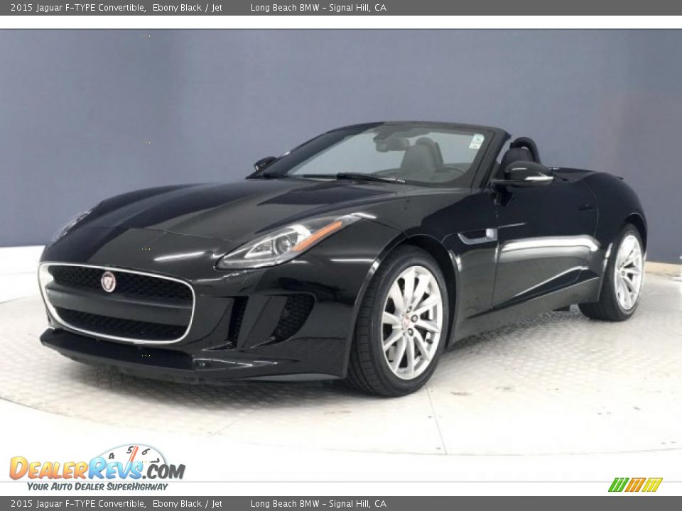 Front 3/4 View of 2015 Jaguar F-TYPE Convertible Photo #11