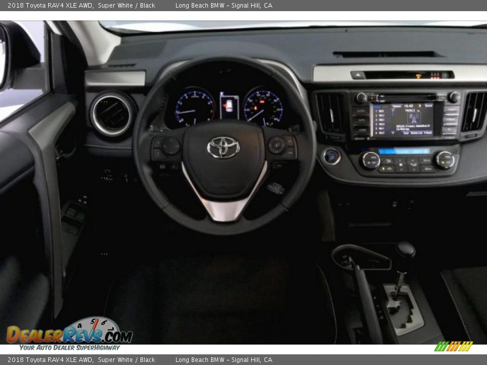 2018 Toyota RAV4 XLE AWD Super White / Black Photo #4