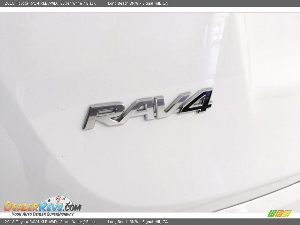2018 Toyota RAV4 XLE AWD Super White / Black Photo #7