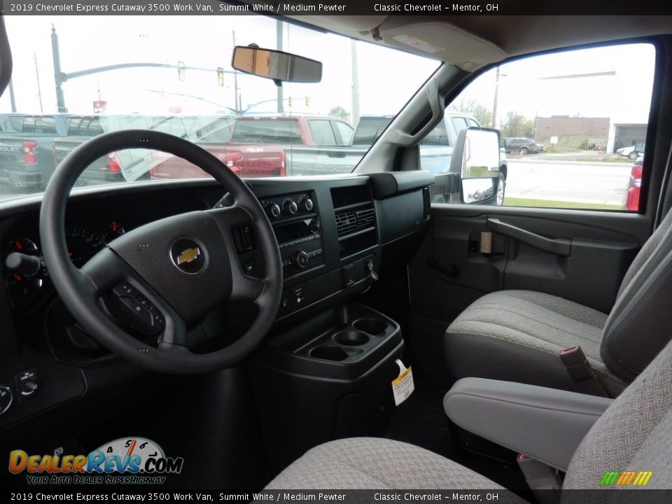 2019 Chevrolet Express Cutaway 3500 Work Van Summit White / Medium Pewter Photo #7