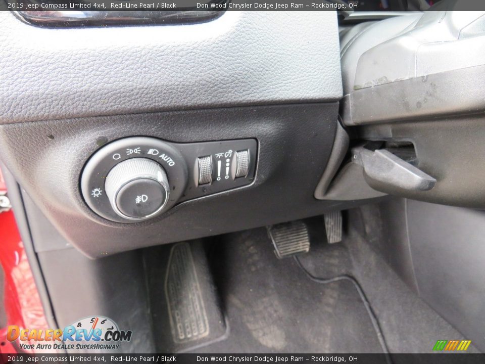 2019 Jeep Compass Limited 4x4 Red-Line Pearl / Black Photo #20