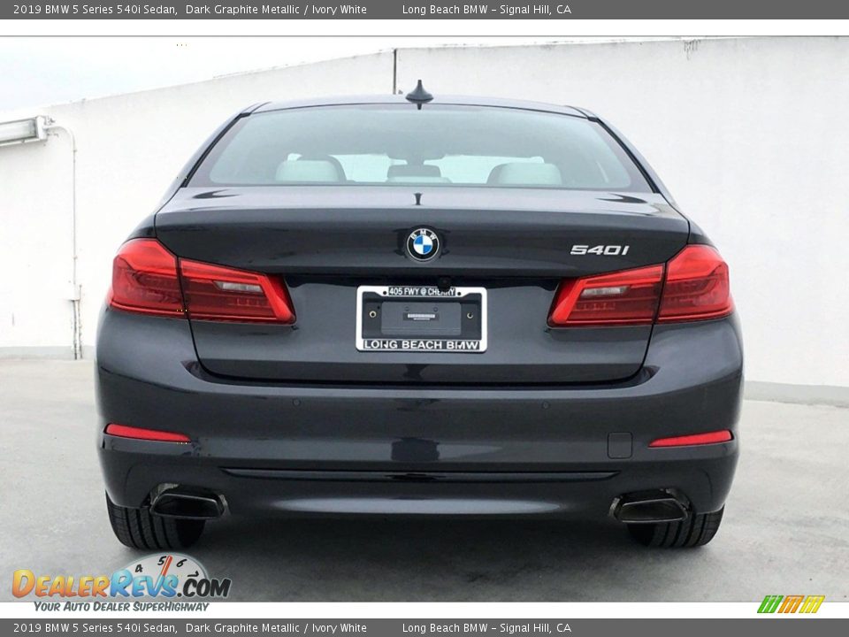 2019 BMW 5 Series 540i Sedan Dark Graphite Metallic / Ivory White Photo #4