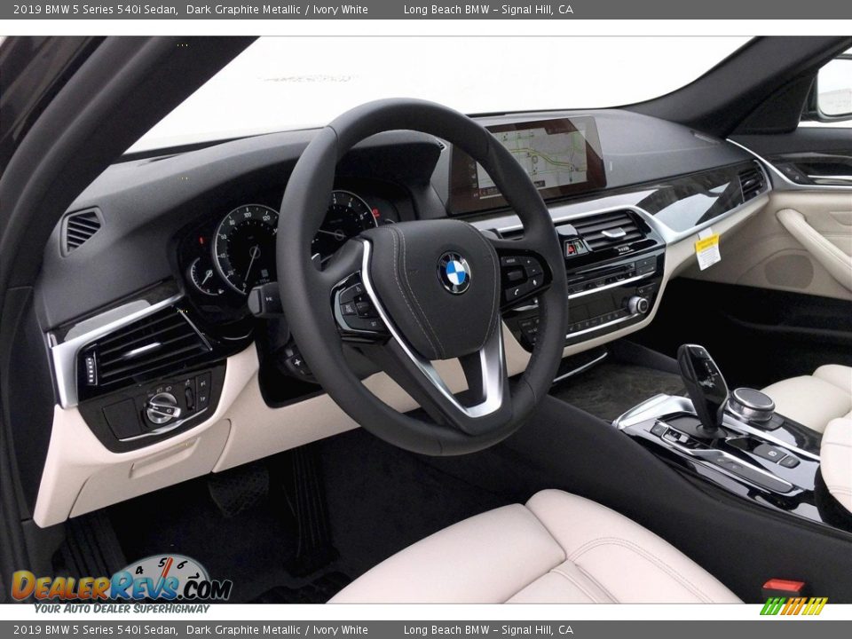 2019 BMW 5 Series 540i Sedan Dark Graphite Metallic / Ivory White Photo #6